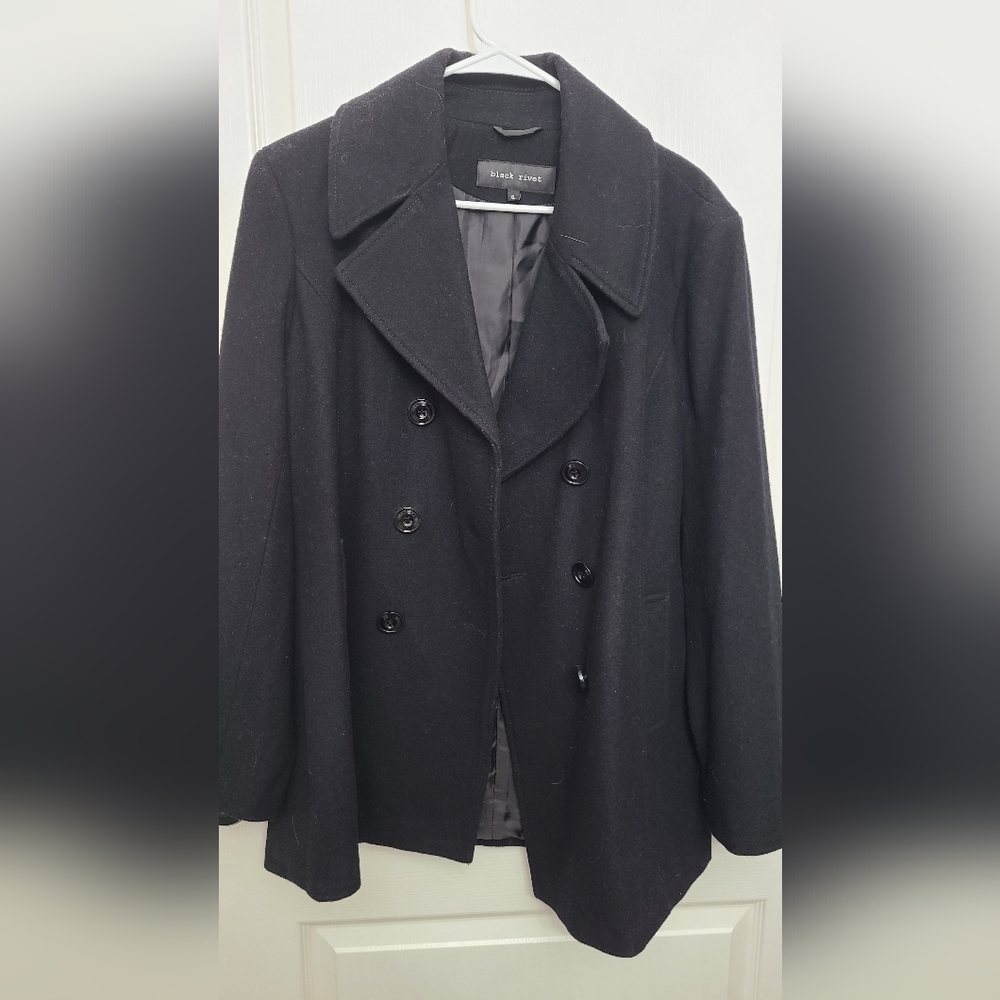 Women Black River Wool Coat